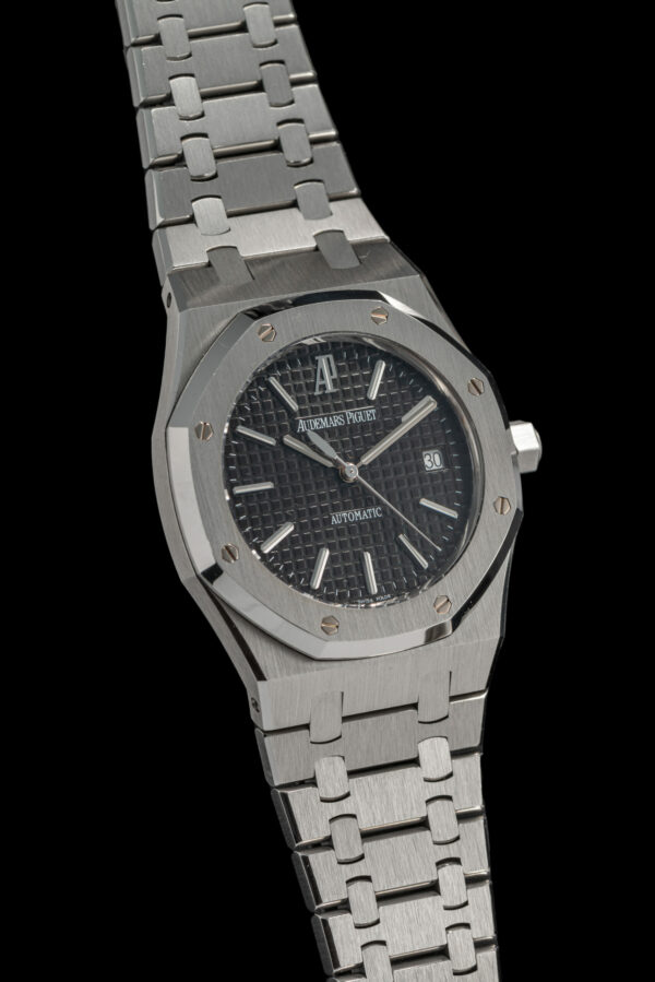 Audemars Piguet Royal OAK 15300 – RAISE Luxury.